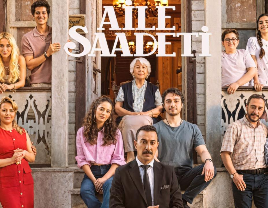 مسلسل السعادة العائلية الحلقة 2 مترجمة
